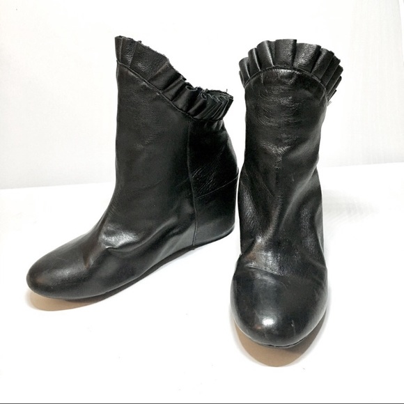 N.Y.L.A. SHALEE BLACK LEATHER ANKLE HIGH BOOTS 7.5 - Picture 2 of 8